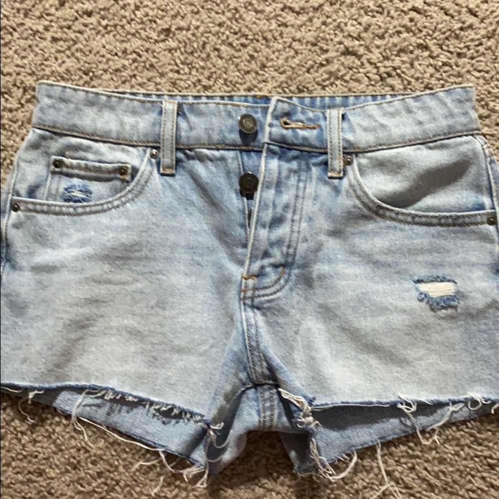 Super cute never worn denim shorts